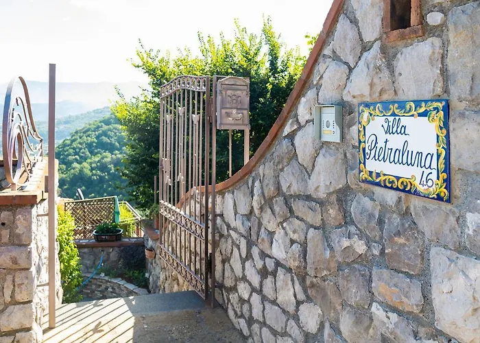 Pietraluna * Sorrento