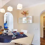 Pietraluna Villa *